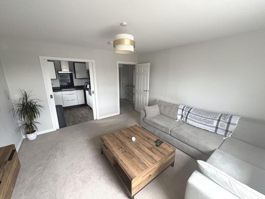 2 bedroom flat to rent - Photo 1