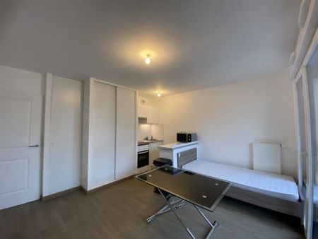 BEAU STUDIO MEUBLE SURESNES TRAM T2 - Photo 5