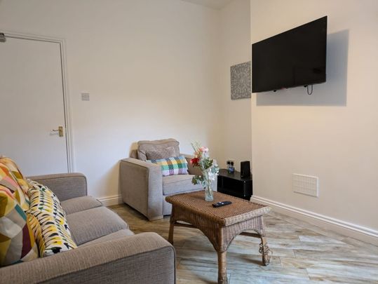 1 Bed Flat, Craven Street, CV5 - Photo 1