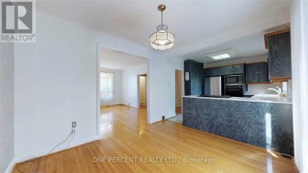 9 KINGSMERE CRESCENT - Photo 3