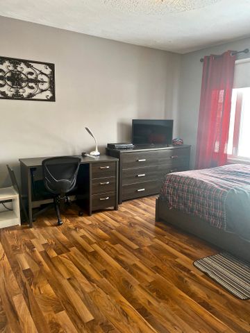 746 de Longpré - Photo 5