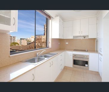 4D/15-19 Waverley Crescent, Bondi Junction, NSW 2022 - Photo 3