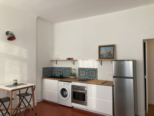 Très beau T2 meublé de 38 m² Cinq avenue - Photo 1