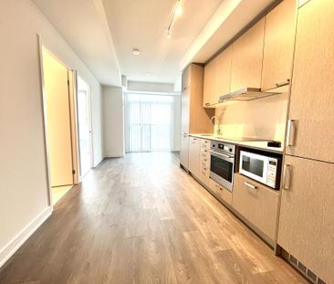 For Lease - 10 Honeycrisp Crescent Unit# 615, Vaughan, Ontario - Photo 6