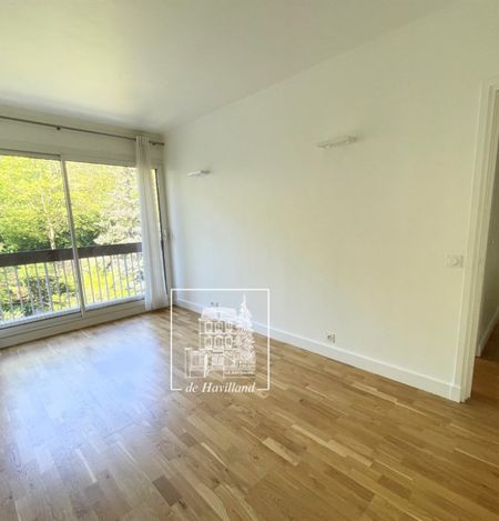 Appartement • Saint-Cloud - Photo 2