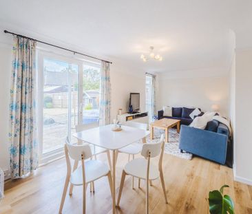 3 bedroom terraced house to rent - Photo 1