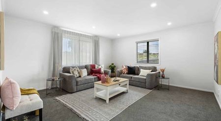 MORRINSVILLE - FOUR BEDROOMS - Photo 4