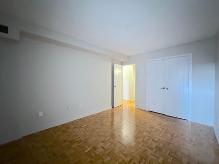 For Lease - 190 Clark Boulevard Unit# 807, Brampton, Ontario - Photo 3