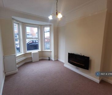 4 bedroom terraced house to rent - Photo 1