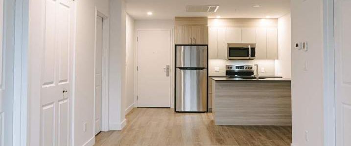 Vue Phase 7 | 5110 Rue Buchan, Montreal - Photo 1