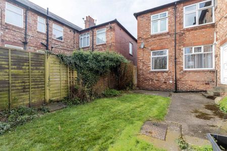 2 bedroom flat to rent - Photo 3