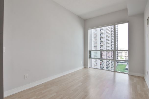 2 Bedrooms - Photo 1