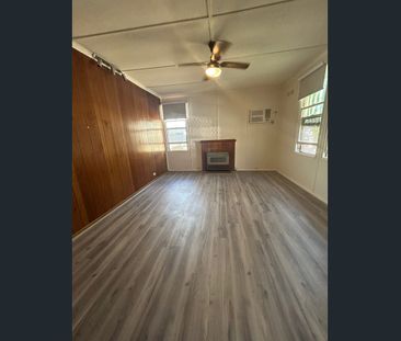 Light-Filled 3 Bedroom Home in the Heart of Convenience - Photo 1