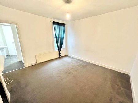 High Street, Great Wakering, Southend-on-sea, Essex, SS3 - Photo 5