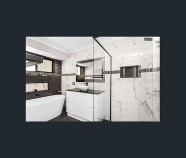 Spacious Family Home - Photo 5