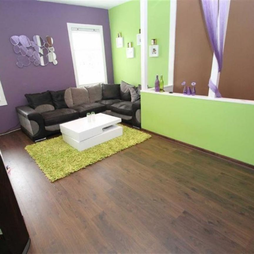 2 bedroom Flat To Let Total Size: 850 SQ FT - Photo 1