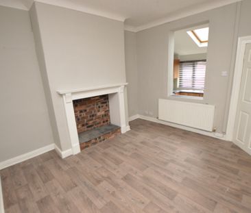 2 Bedroom Terraced House - Photo 3