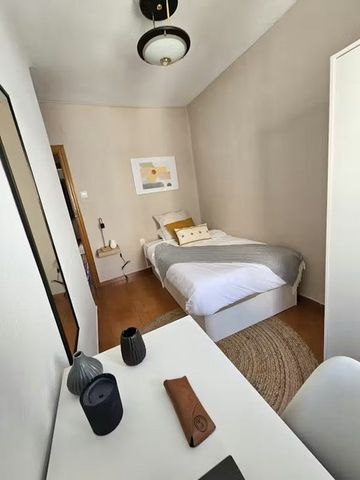 Carrer de Jaca, Valencia, Valencian Community 46010 - Photo 5