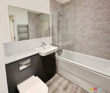 221 Guild House - Photo 6