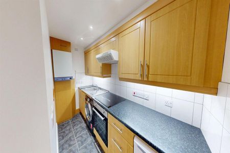 Studio to rent - Photo 5