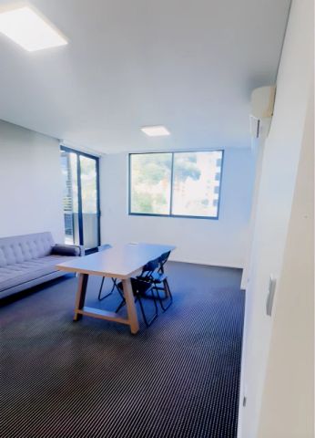 2 Crystal Street, Sydney - Photo 3