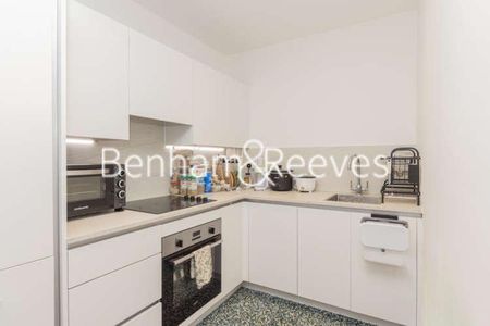 Shearwater Drive, Hendon, NW9 - Photo 4