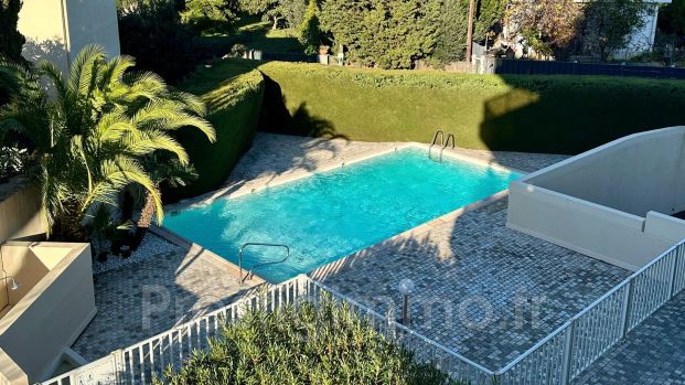 Bord de mer, Location appartement 3 pièces 69 m² - Photo 1