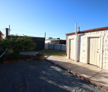 427 Wolfram Street, Broken Hill NSW 2880 - Photo 5