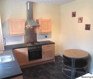 3 bedroom property to rent in Oldham - Photo 3