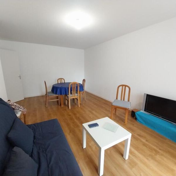 Location Appartement 2 pièces 50m² ORLEANS 45100 - Photo 1