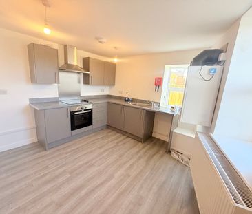 Wyndham Street, Yeovil, Somerset - Photo 2