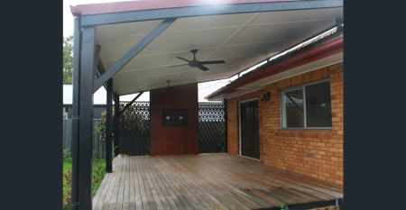 Charming Country Home in Dubbo - Photo 3