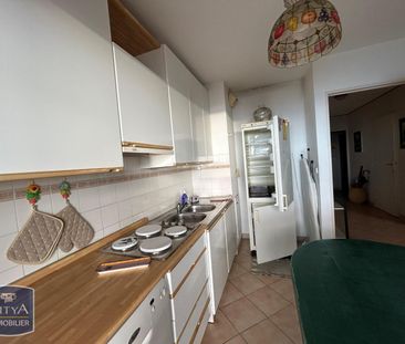 Location Appartement 3 pièces 70m² BEAUSOLEIL 06240 - Photo 6