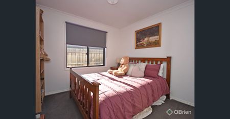 Your Next Chapter Begins on Hudson Crescent. - Photo 2