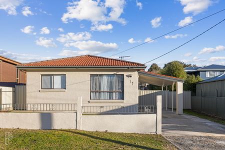 19 Arthur Street, Crestwood NSW 2620 - House For Rent | Domain - Photo 3