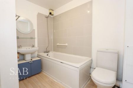 Studio to rent - Photo 5