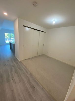 DOWTOWN STUDIO, LARGE PATIO ! - Photo 1