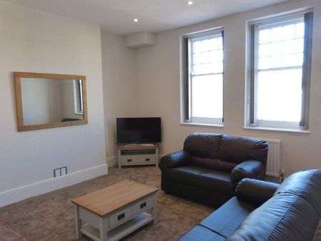 2 bedroom apartment to rent - Photo 2