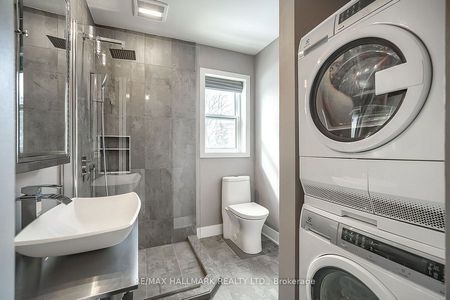 For Lease - 6 Thirty First Street Unit# UPPER, Toronto, Ontario - Photo 3