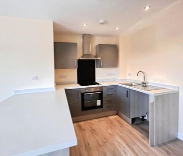 2 bedroom flat to rent - Photo 4