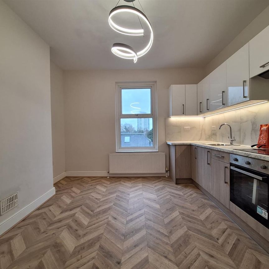 Herbert Road, London SE18 - Photo 1