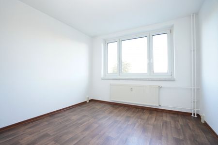 Familienwohnung / Großer Balkon - Foto 4