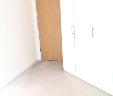 2 Bed Flat, Ashbourne House, BS5 - Photo 3