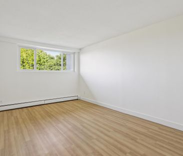 266 Bronson Avenue - Photo 1