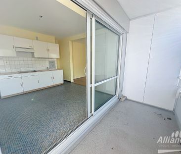 Appartement studio bis 36m2 avec ascenseur situé faubourg de montbé... - Photo 4
