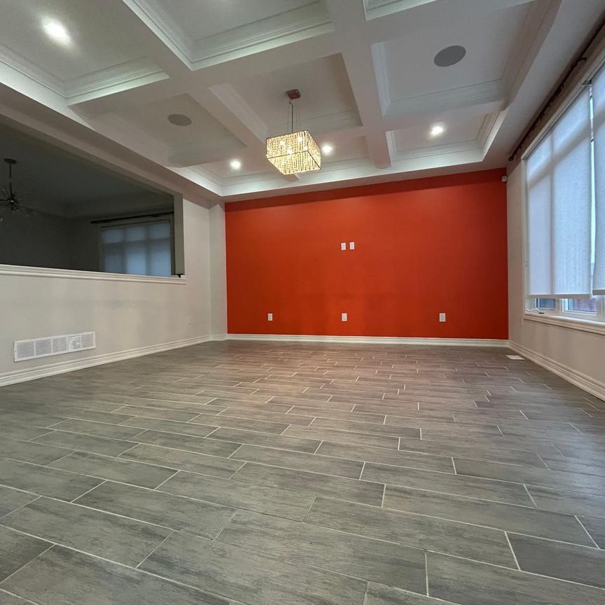 For Lease - 9334 Shoveller Drive, Niagara Falls, Ontario - Photo 1