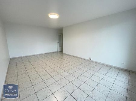 Location Appartement 4 pièces 82m² VILLEURBANNE 69100 - Photo 2