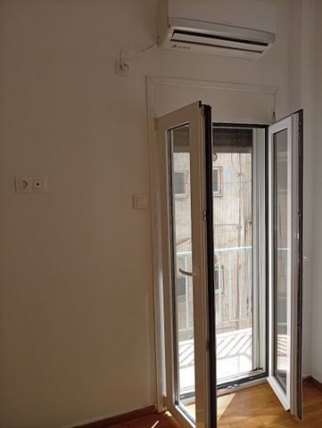 Studio/Γκαρσονιέρα για ενοικίαση Πλατεία Βάθης (Κέντρο) - Φωτογραφία 3