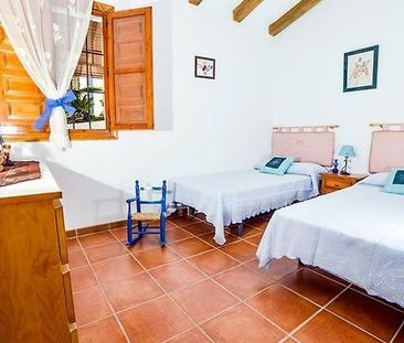 3 Bedroom Cortijo in Frigiliana Countryside For Winter Rental - Photo 4