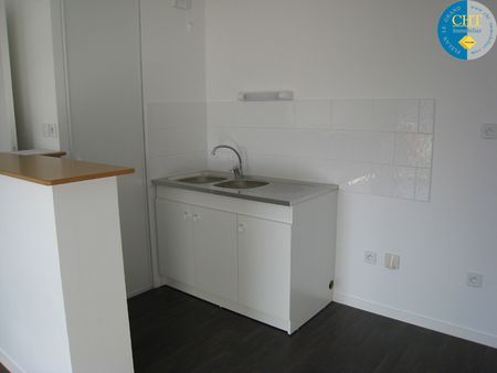 Location Appartement 2 pièces 40m² GUER 56380 - Photo 3